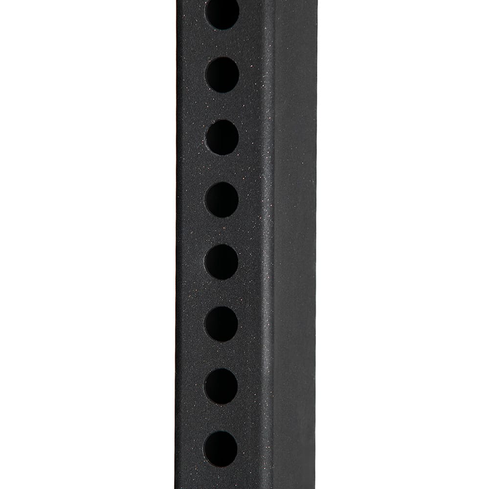 Particolare del profilo verticale traforato del Medium Rack Heavy EVERGY su fondo bianco (9626748551446) (9626747732246)